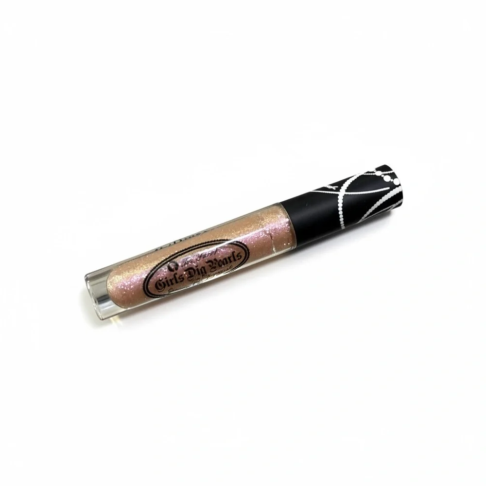 Deadstock: new Too Faced ᨎ Girls Dig Pearls Lip Gloss ᨎ Mermaid ᨎ Full Size Rare